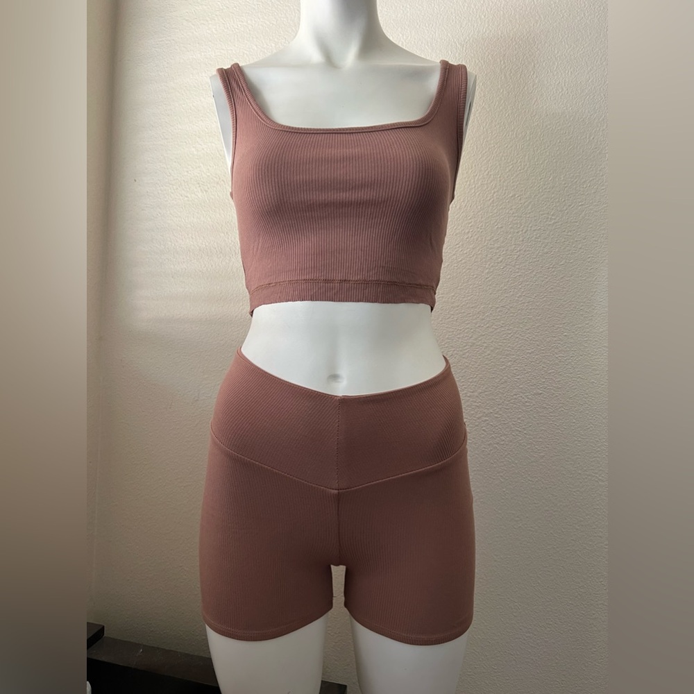 Naked Wardrobe Woodrose Set